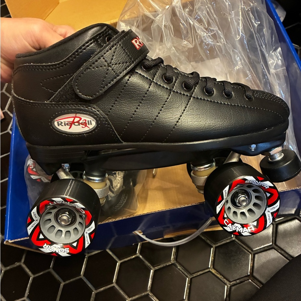 Riedell Black Roller Skates